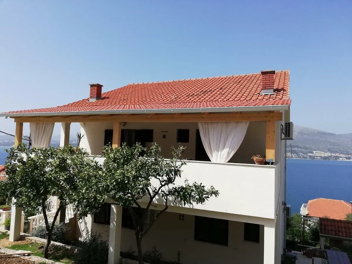 Apartment Cactus Donji Okrug Croatia